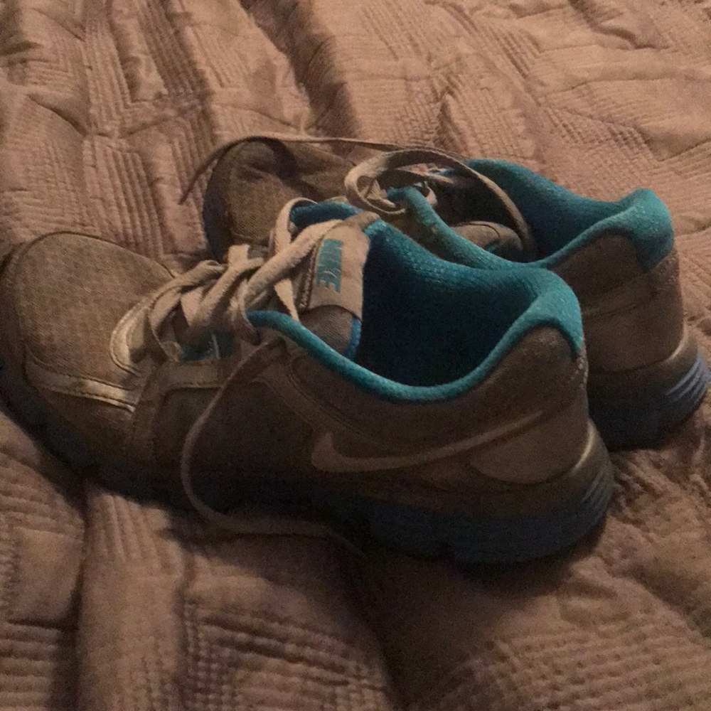 Nike dual fusion st2 shoes